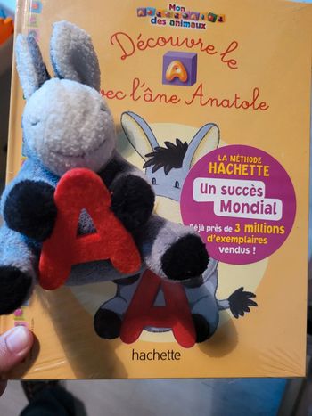 Livre A avec l âne Anatole et peluche neuf sous blister