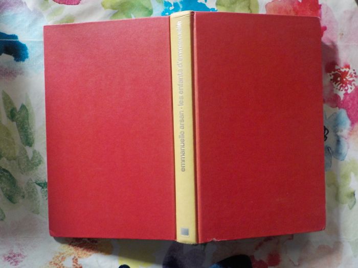 LES ENFANTS D'EMMANUELLE d'Emmanuelle ARSAN Ed. Opta - photo numéro 2