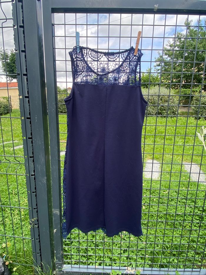 Robe effet dentelle - photo numéro 2