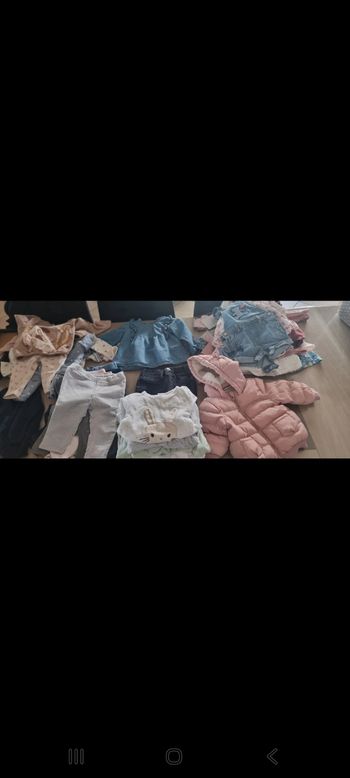 Lot vêtements 9 mois  37 pieces