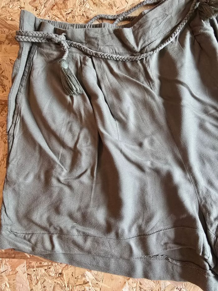 Short kaki femme Pimkie - photo numéro 2