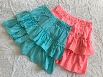 Lot de 2 jupes pour fillette 6 Ans