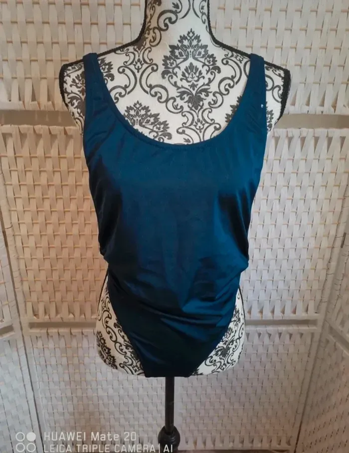 💕Joli Maillot de bain 1 pièce  bleu marine étam - femme T44💕 - photo numéro 3
