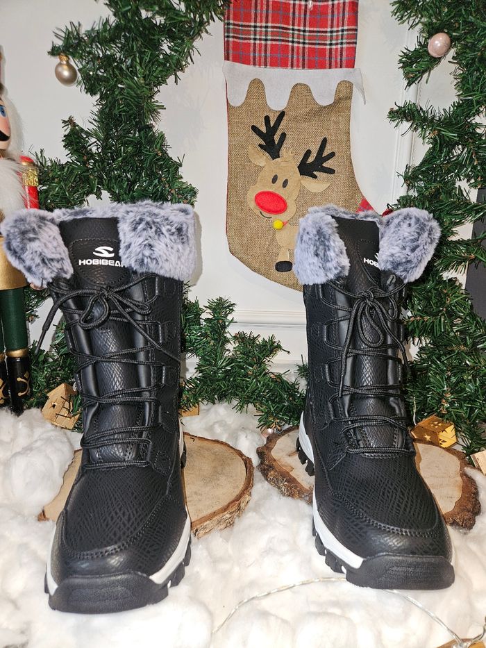 Lot chaussure d'hiver / Neige noir Hobibear  et cache oreille - photo numéro 5