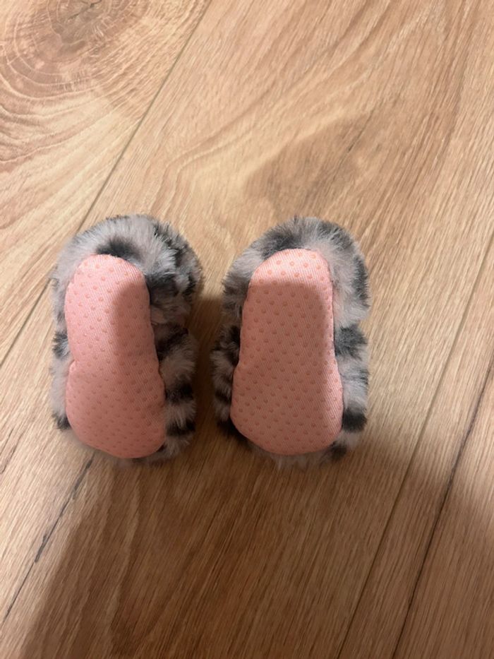 Chaussons bébé - photo numéro 2