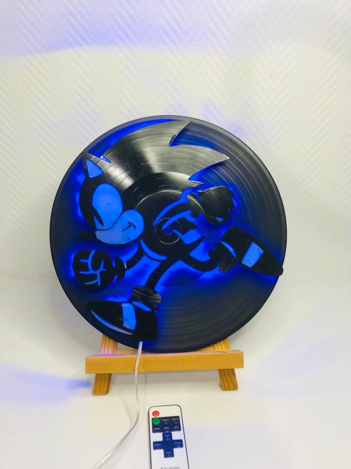 Cadre lumineux sur disque vinyle Sonic - photo numéro 7