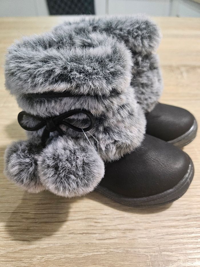 Bottines taille 20 - photo numéro 2