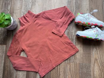 - Haut ML La Halle   - 8 ans - Très bon état  