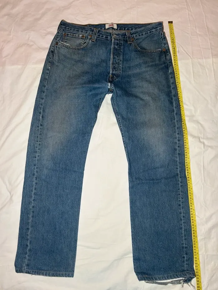 Jean levi’s 501 w34 L32 straight leg button fly - photo numéro 2