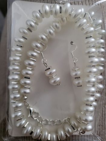 Parure collier et boucles 