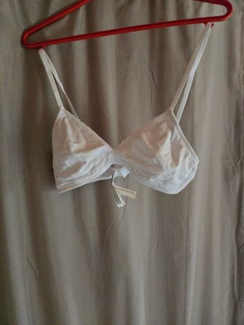 Soutien gorge blanc , 90 C , neuf 