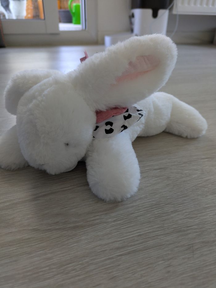 Doudou / peluche lapin