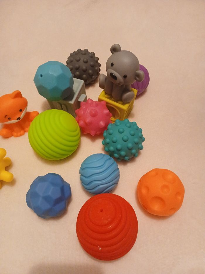 Jeux de balles tres bon état - photo numéro 2