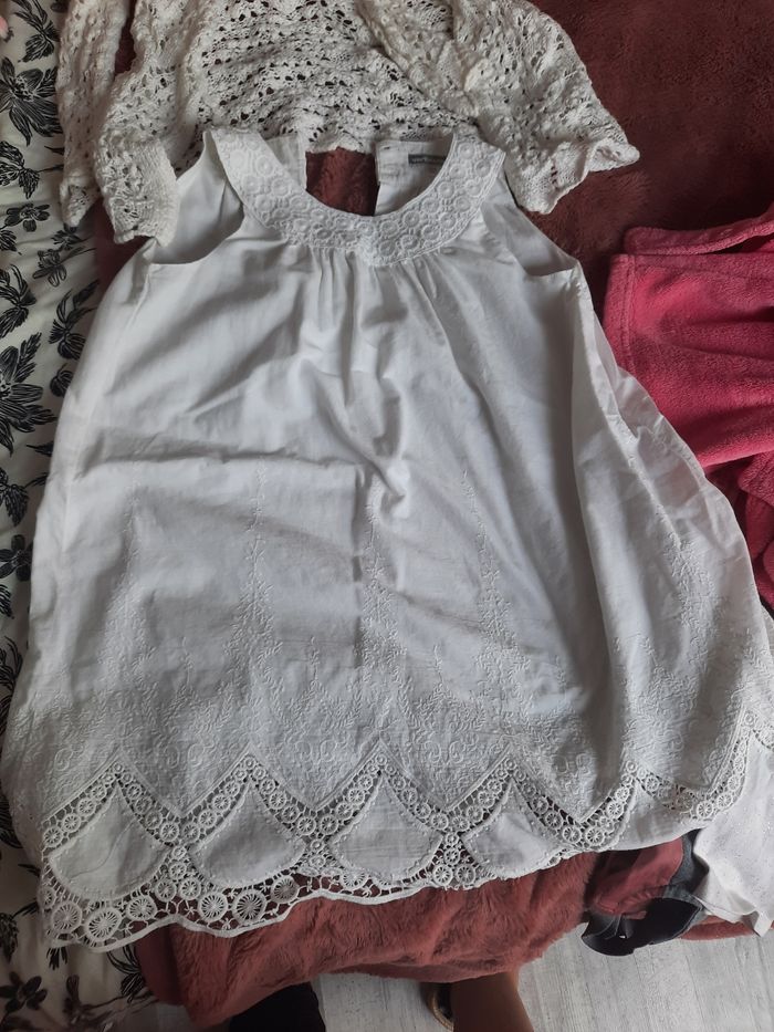 Lot vêtements 6 ans - photo numéro 2