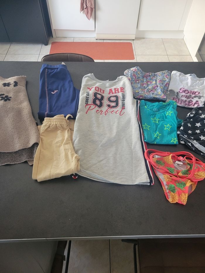 Lot vêtements fille 9/10 ans