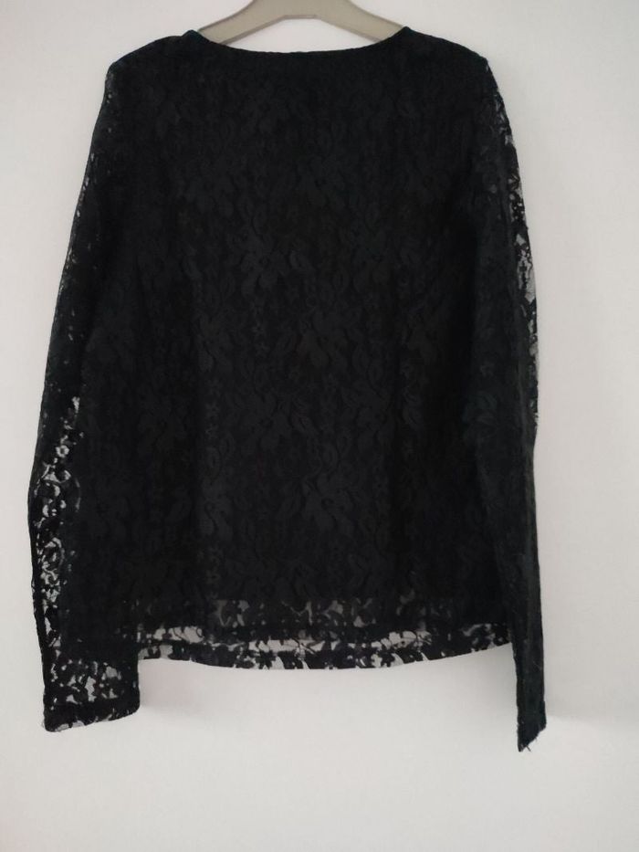 Tee short dentelle noir