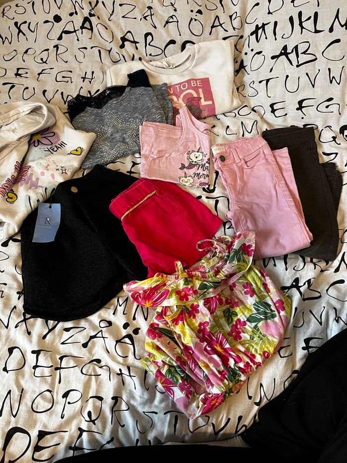 Lot vêtements 5 ans fille - photo numéro 4