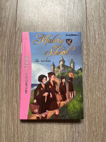 Livre Malory School La rentrée