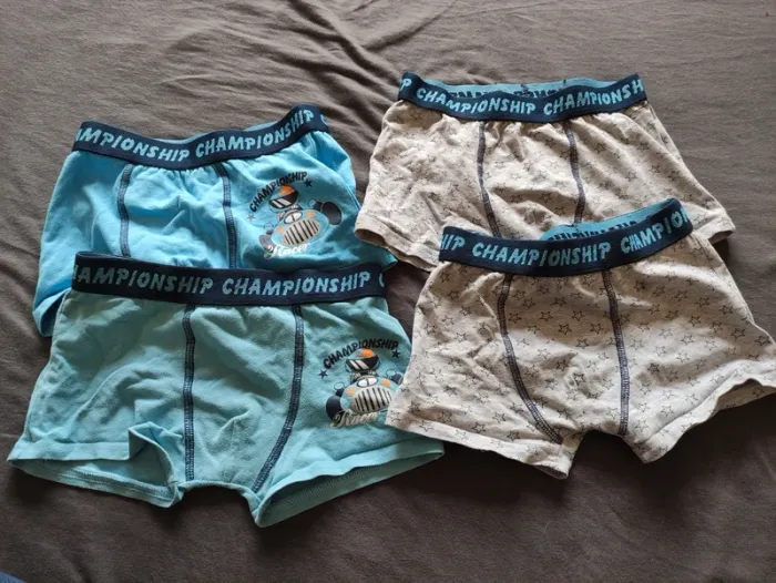 Lot de quatre boxers 6-8 ans