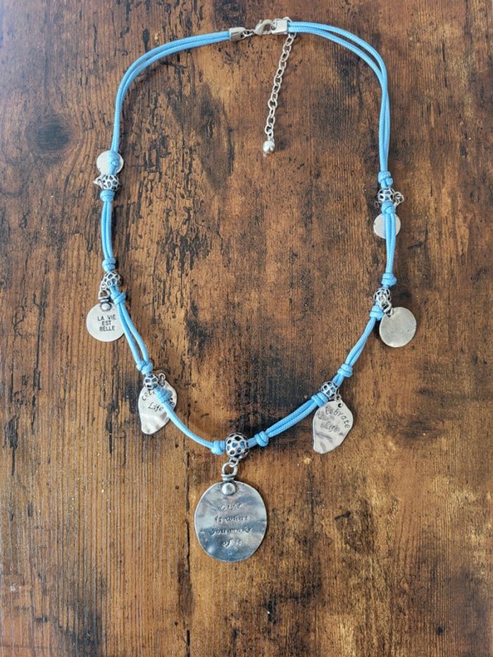 Collier neuf - photo numéro 5