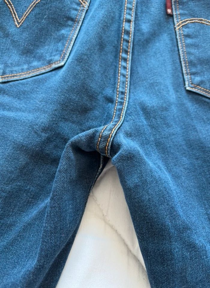 Jean mi taille haute levi’s bleu marine high rise skinny taille S/36 L32 femme - photo numéro 15