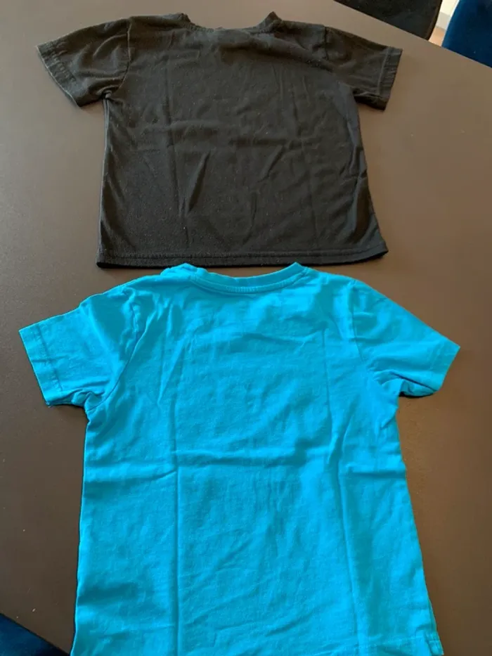 2 t-shirt manches courtes tailles 4 ans - photo numéro 4