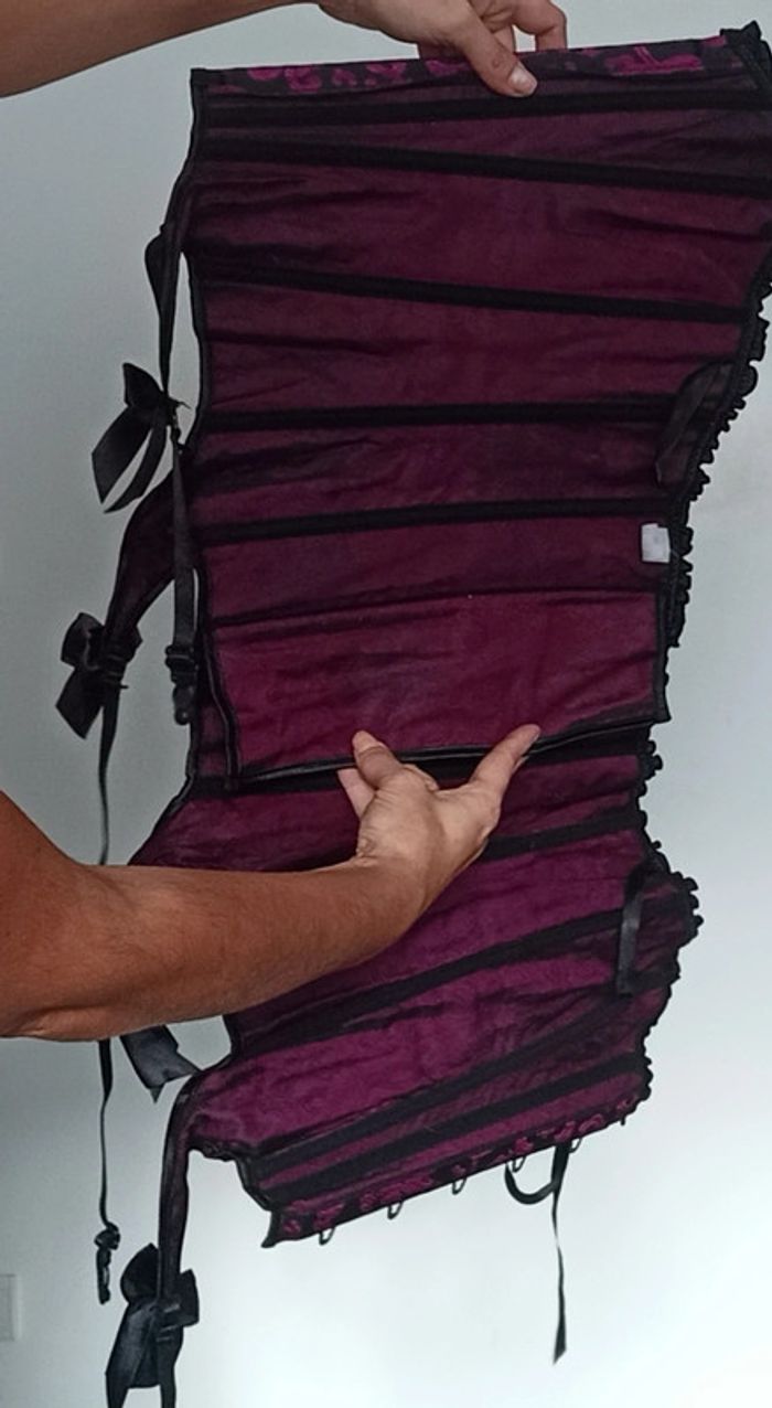 Bustier corseté avec portes jarretelles taille 38 - photo numéro 11