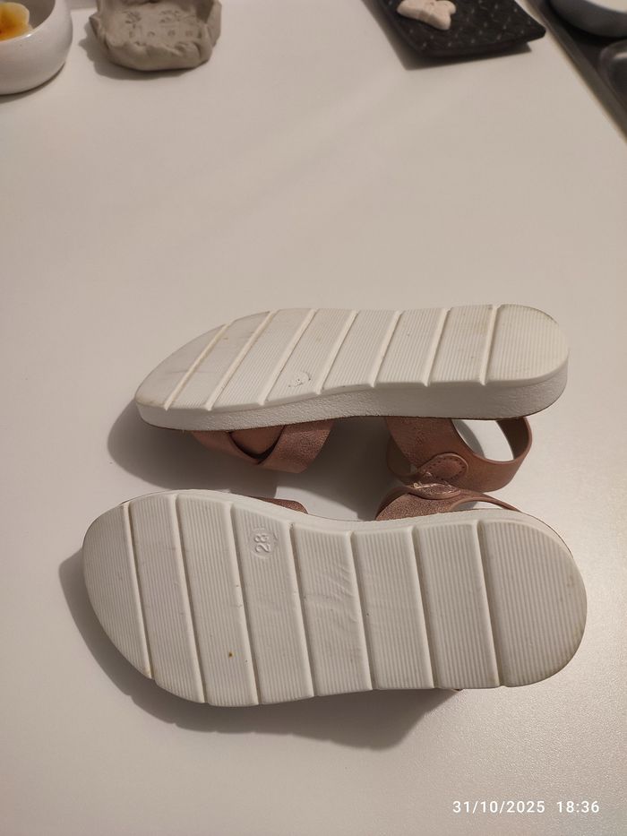 Sandales rose - photo numéro 4