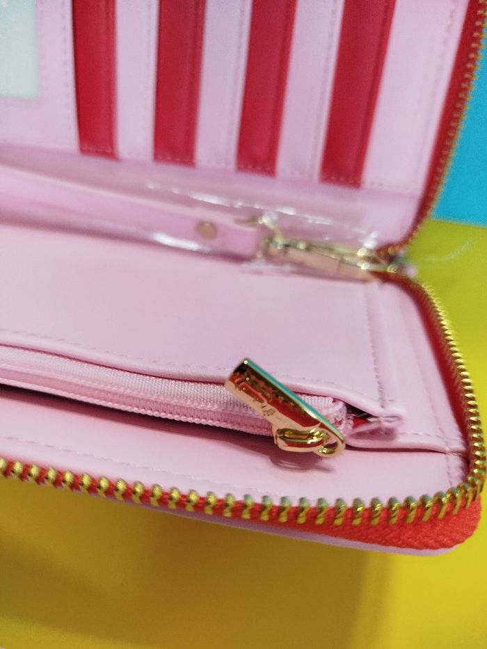 Portefeuille Loungefly Disney - Alice au pays des merveilles - photo numéro 7