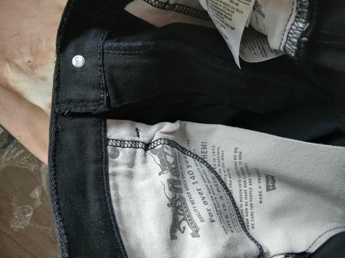 Pantalon levis - photo numéro 2