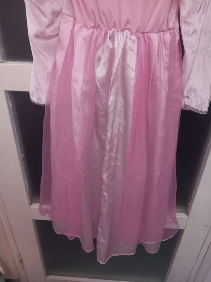 Robe de princesse 5/7 ans - photo numéro 5