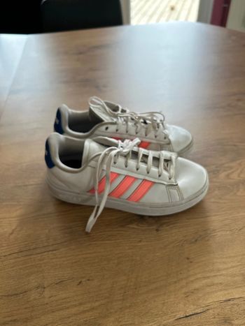 Basket Adidas taille 36