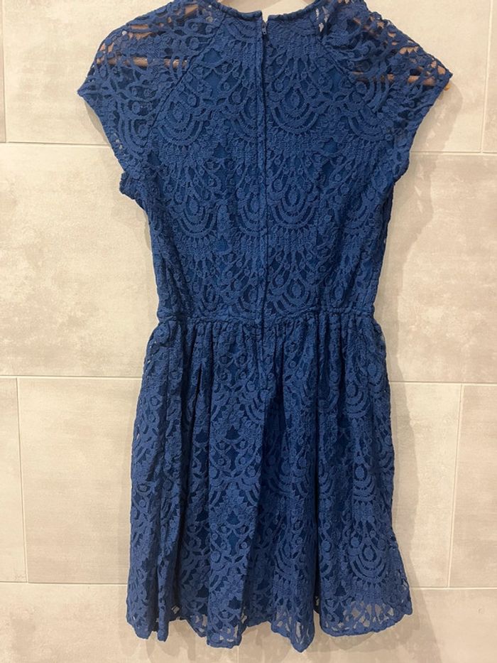 Robe brodée h&M - photo numéro 2