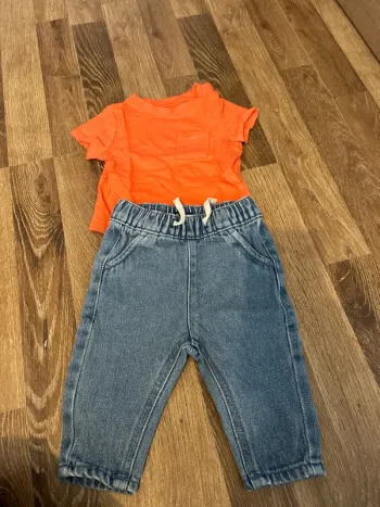 Ensemble, jean et T-shirt 3 mois