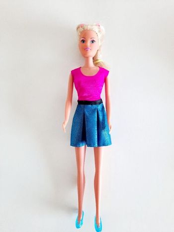 Poupée steffy neuve