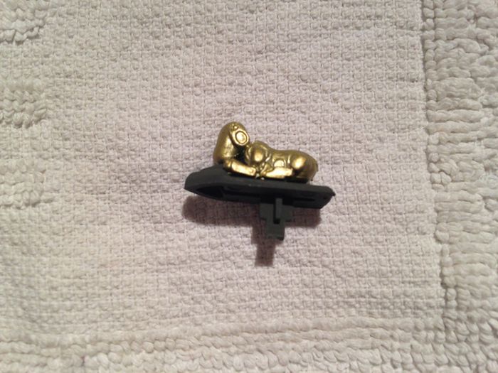 chien robot VW miniature Volkswagen Touareg Parotech norev 1/18 1/18e 1/18em