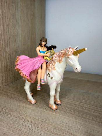Licorne avec princesse Papo
