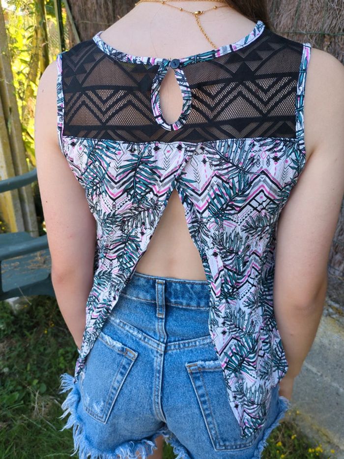 Top haut Gémo carton cerise 🍒 - photo numéro 3