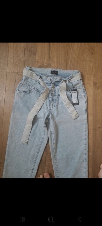 Jeans neuf taille 38