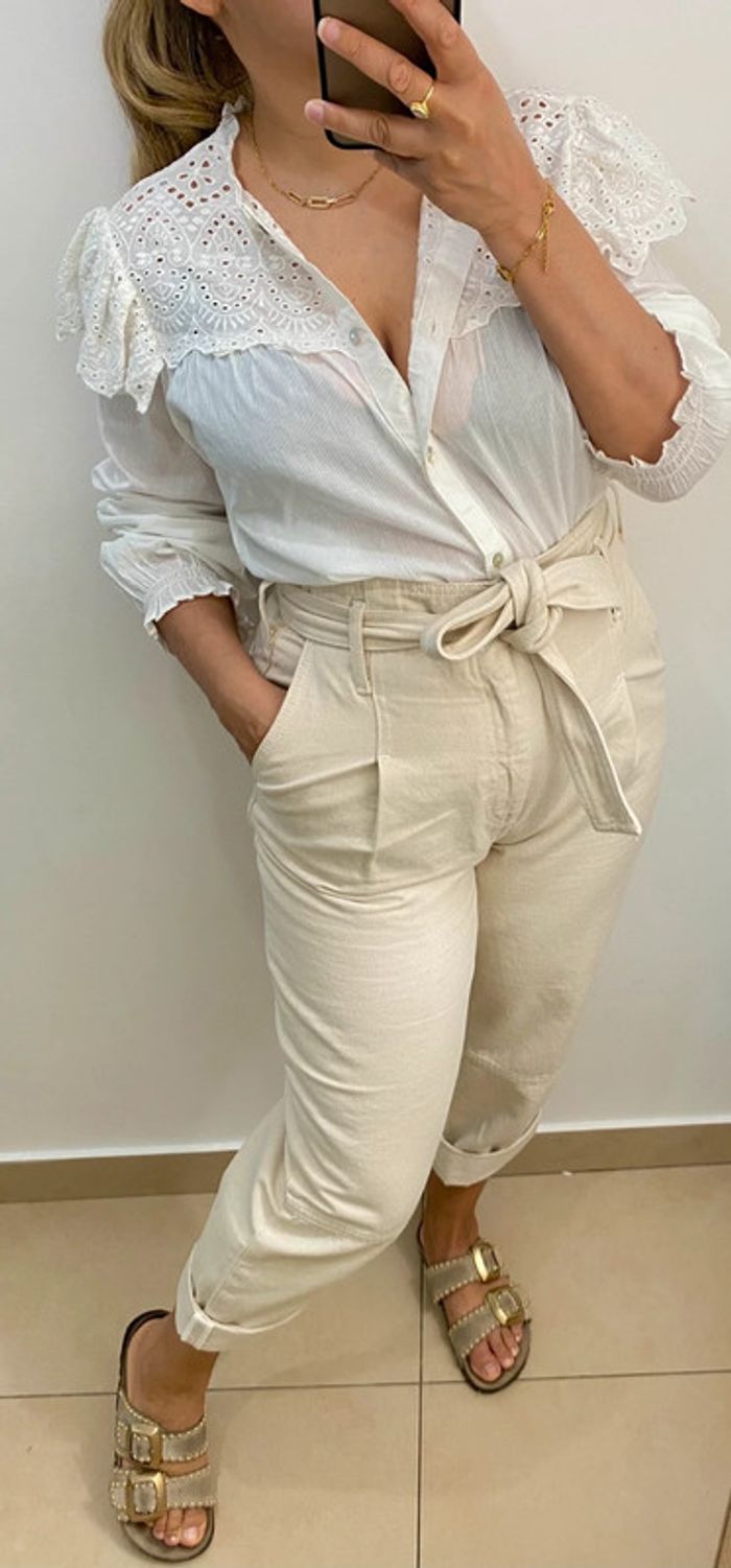 Chemise blanche avec broderie et volant Taille L - photo numéro 3