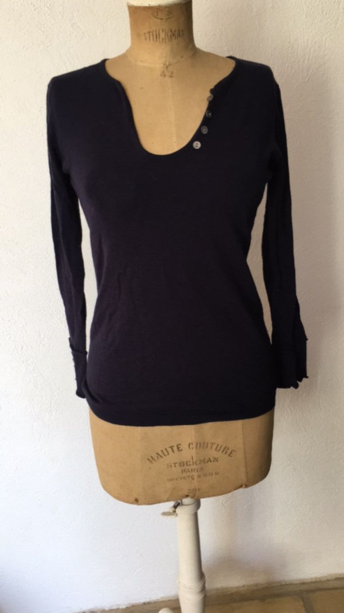 Pull tunisien bleu marine col V