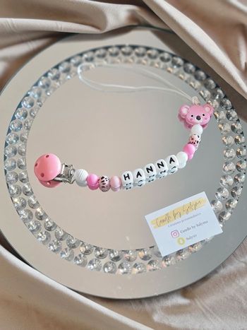 Attache tétine personnalisée