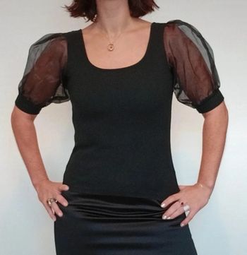 Haut soirée noir manches tulles taille 36