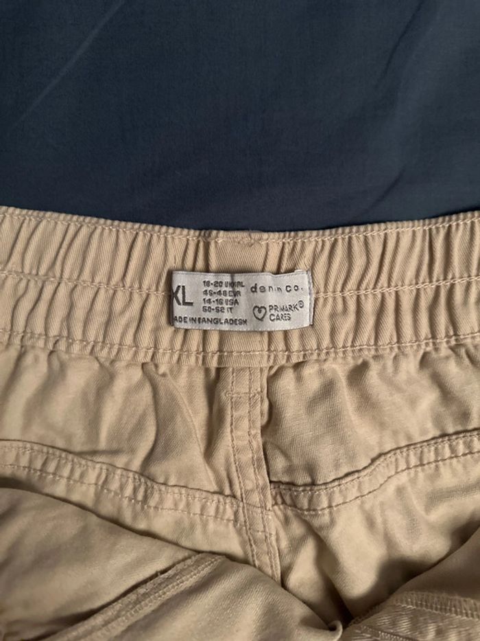 Short à poches - taille XL Primark -> 46/48 EU - photo numéro 4