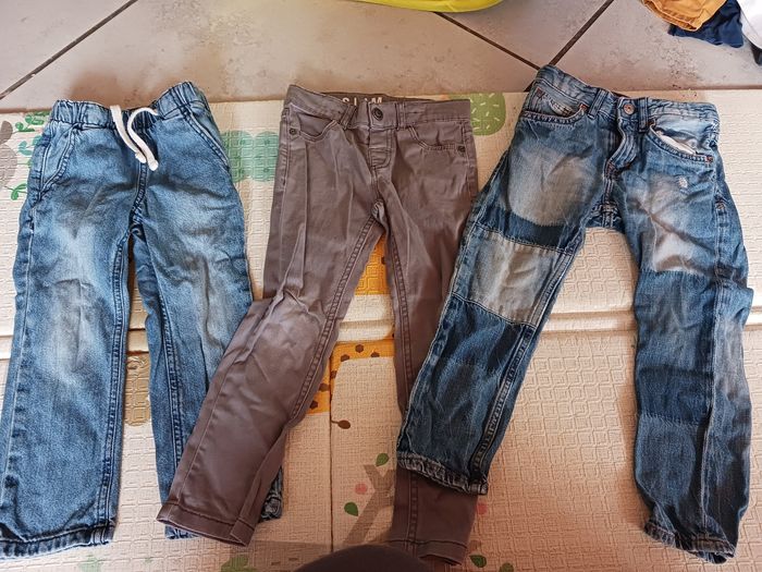 Lot de vêtements garçon 4 ans mi saison - photo numéro 4