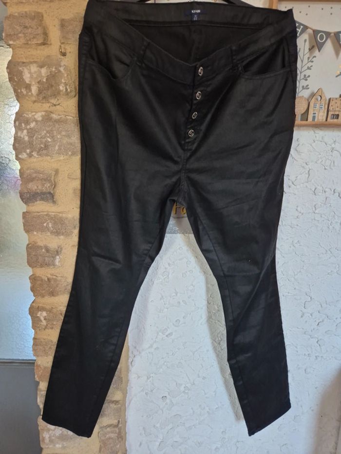 Pantalon slim effet enduit noir taille haute kiabi taille 50