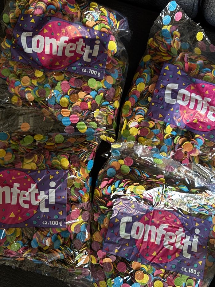 Accessoires de fête - photo numéro 2