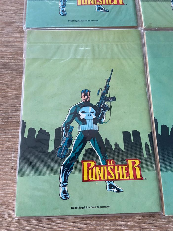 Lot comics Punisher semic version intégrale - photo numéro 9