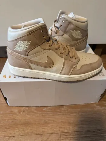 Baskets sneakers montantes Nike air Jordan