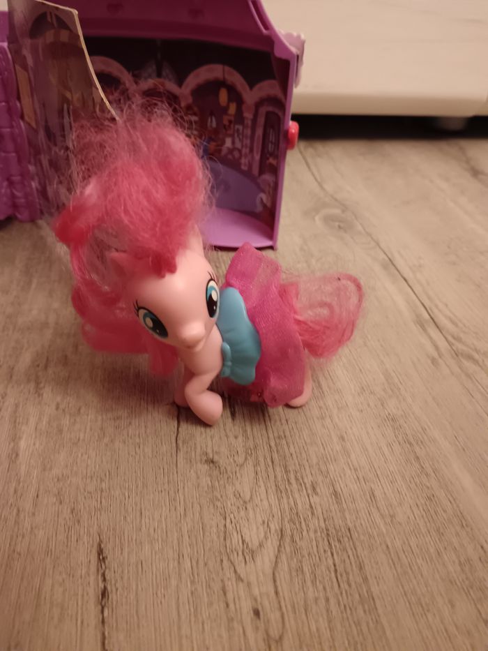 Château princesse Little Pony - photo numéro 6